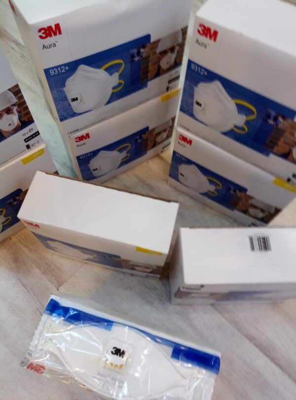 N95 Face Mask (3M) - Image 3